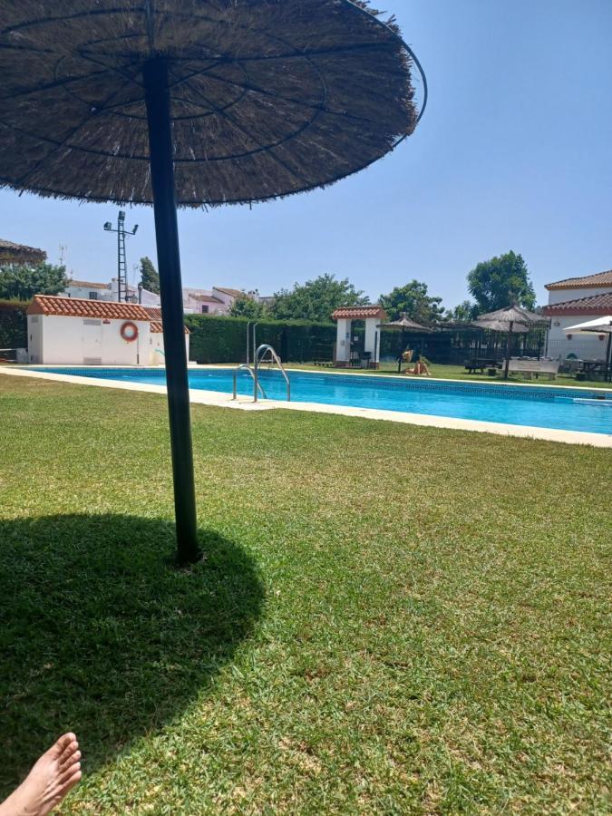 Private Room Ensuite With Balcony Chiclana de la Frontera Exterior foto