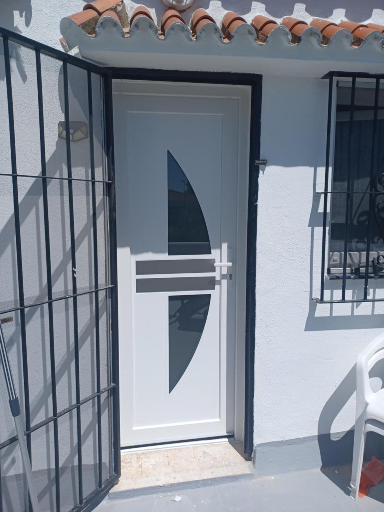 Private Room Ensuite With Balcony Chiclana de la Frontera Exterior foto